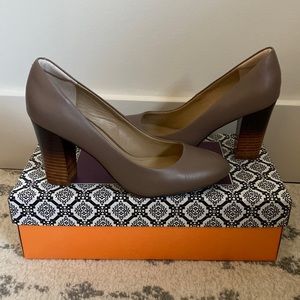 Isola Eleni II Pump (stone taupe) 7.5